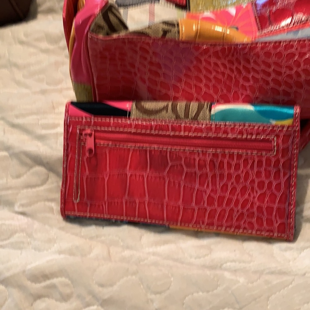 Patchwork bag and wallet. - Picture 6 of 9
